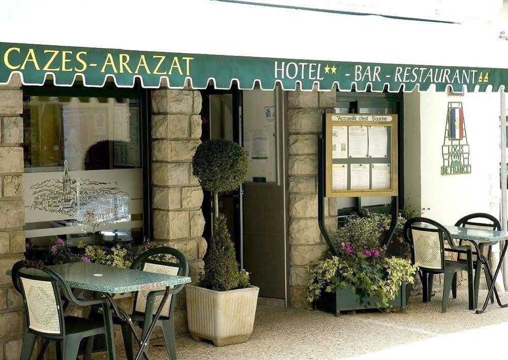 Logis Hotel Restaurant Cazes Arazat Laissac Exteriör bild